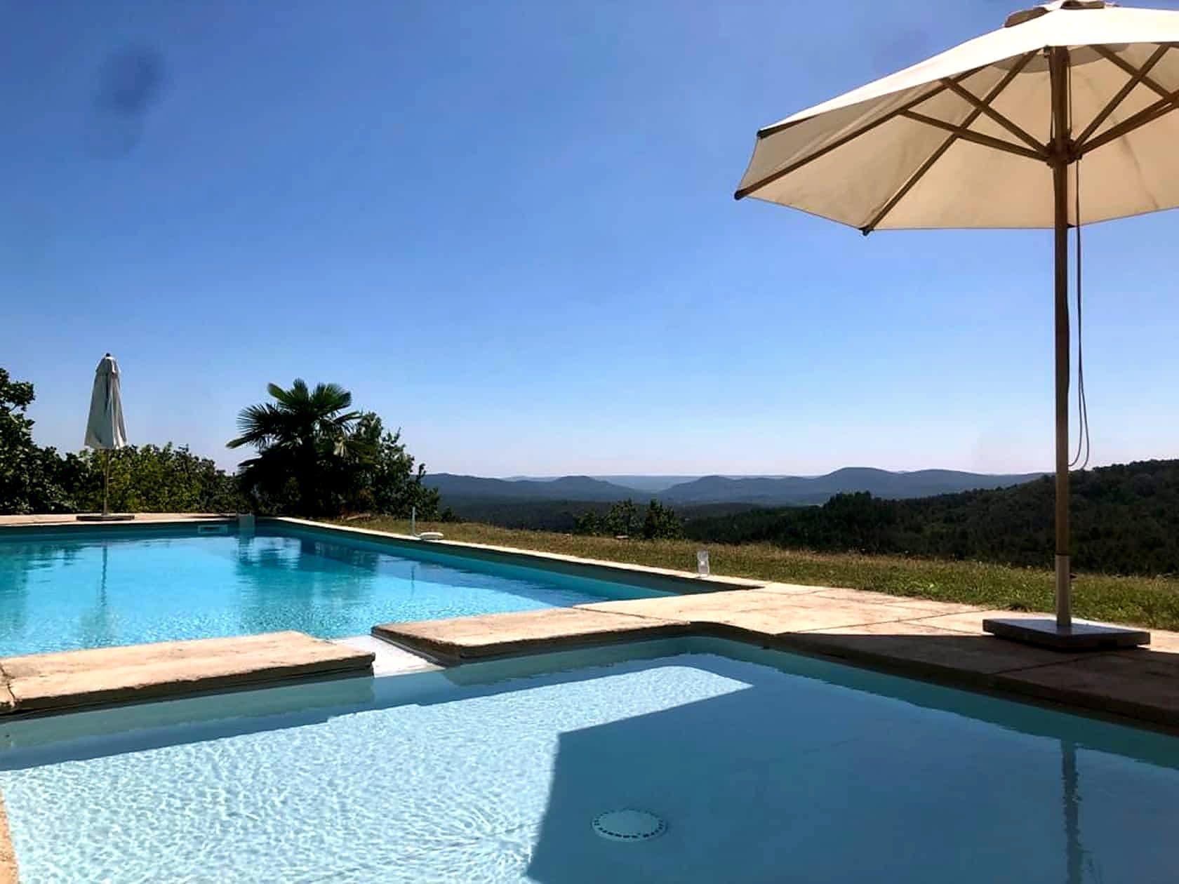 Mas de Montgros à Banne, Ardèche — photo 1 sur 24
